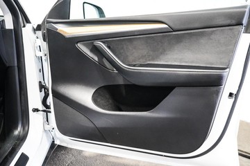 https://dvg-vehicle-assets.s3.amazonaws.com/1203688/ae8ladau6cuivtf6r9bnz8svp.jpg