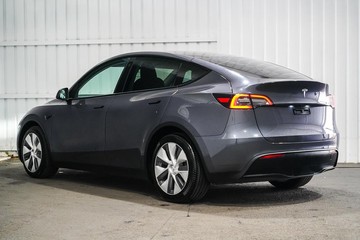 https://dvg-vehicle-assets.s3.amazonaws.com/1203692/89yzbi9d0tyoxiiv9fdqdwi5u.jpg