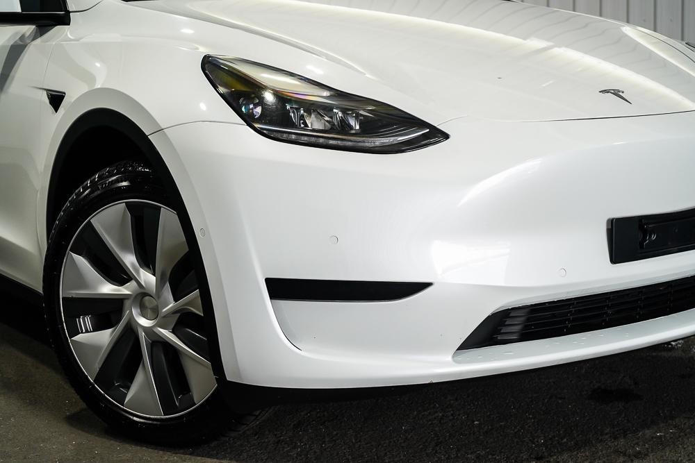 Tesla Model Y image 2