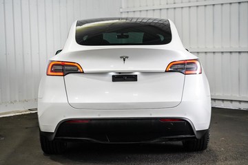https://dvg-vehicle-assets.s3.amazonaws.com/1203693/byydd2eaw2kddzyvtldp8s6aa.jpg