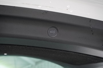 https://dvg-vehicle-assets.s3.amazonaws.com/1203697/3mnxnzxckeukha2zu0klcsz1e.jpg