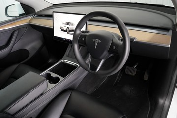 https://dvg-vehicle-assets.s3.amazonaws.com/1203697/83qomnr0plgpi5z0q6ntl0ber.jpg