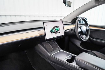 https://dvg-vehicle-assets.s3.amazonaws.com/1203700/7isvsifuu5o75dxdvazxsk4pc.jpg