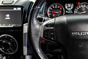 https://dvg-vehicle-assets.s3.amazonaws.com/1203713/azpx8lsbvoblojdidahp138q9.jpg