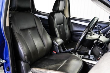 https://dvg-vehicle-assets.s3.amazonaws.com/1203713/ckxbnoojkjy1rwv9e5clqjb66.jpg