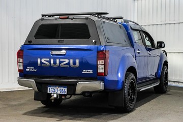 https://dvg-vehicle-assets.s3.amazonaws.com/1203713/eeje98jrsma8xvziniyiabc13.jpg