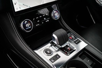 https://dvg-vehicle-assets.s3.amazonaws.com/1203714/aam0dh9f9uog9dela6fv4kp91.jpg