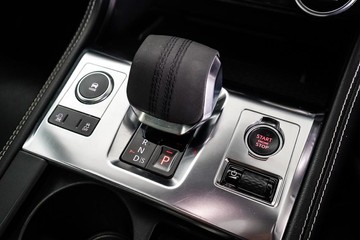 https://dvg-vehicle-assets.s3.amazonaws.com/1203714/e3o75an6mj649t4wi8uhz6tf.jpg