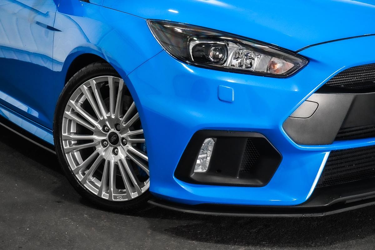 Ford Focus image 2