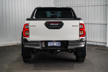 https://dvg-vehicle-assets.s3.amazonaws.com/1203724/1qs6sipnxw4mycnfxrnuvr6m1.jpg