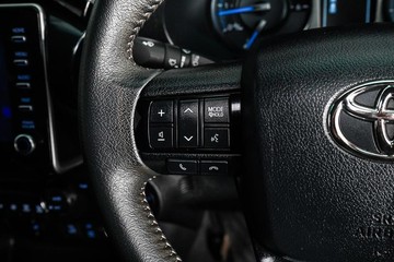 https://dvg-vehicle-assets.s3.amazonaws.com/1203724/8mukn9ldi2dmth7m61sml0e6j.jpg