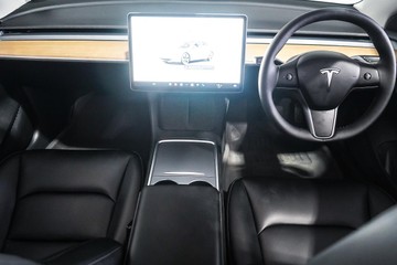 https://dvg-vehicle-assets.s3.amazonaws.com/1203725/7j7st0baf45tkxu29mz6yeqoc.jpg
