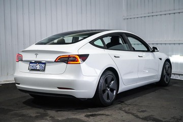 https://dvg-vehicle-assets.s3.amazonaws.com/1203725/8d9as2a84zp8g1upgfd3x76h.jpg