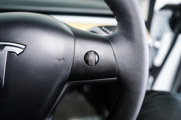 https://dvg-vehicle-assets.s3.amazonaws.com/1203725/9i11spr05ggg7c5kb0hlb1e9s.jpg