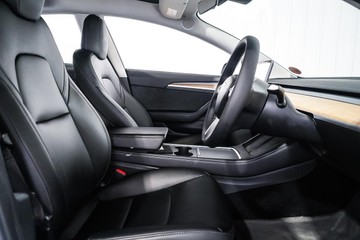 https://dvg-vehicle-assets.s3.amazonaws.com/1203725/dgkonubns5gs7yxqj45zuwtlj.jpg