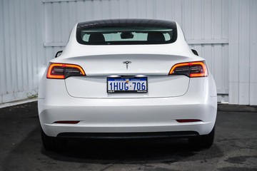 https://dvg-vehicle-assets.s3.amazonaws.com/1203725/eci28z8ttxatd2k28p32rb36.jpg