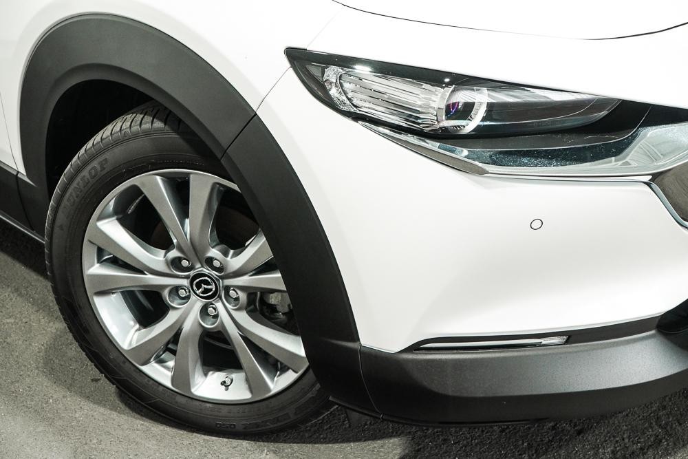 Mazda Cx-30 image 2