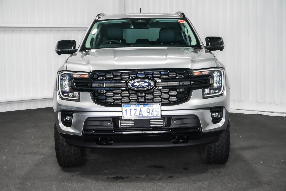 Ford Everest image 3