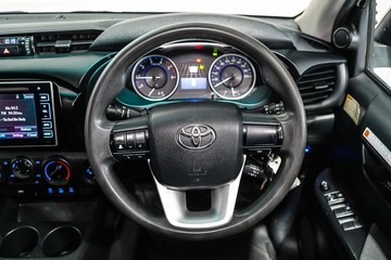 https://dvg-vehicle-assets.s3.amazonaws.com/1203736/4ar0njidvdru6ooy2gzjk9zz1.jpg