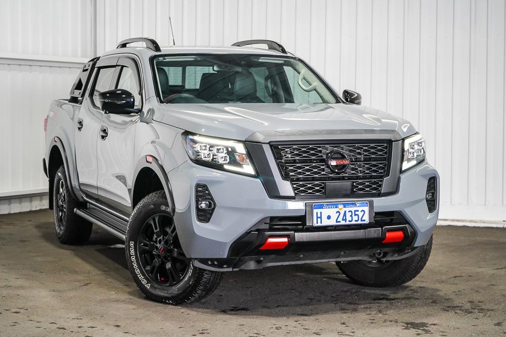 Nissan Navara image 1