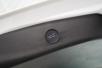 https://dvg-vehicle-assets.s3.amazonaws.com/1203749/27l7w2kt4puqux6om205tjxyd.jpg
