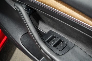 https://dvg-vehicle-assets.s3.amazonaws.com/1203757/83ei09uyhicta53vmus6b0smc.jpg