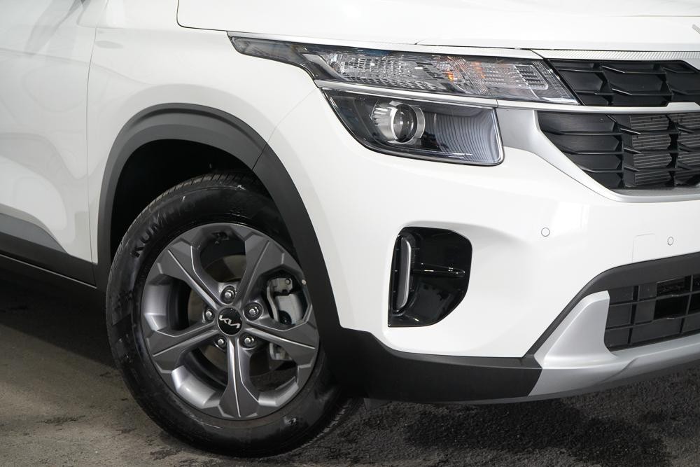 Kia Seltos image 2