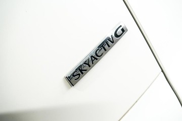 https://dvg-vehicle-assets.s3.amazonaws.com/1203765/8rjztqg9kfzu4olux8tx9rydc.jpg