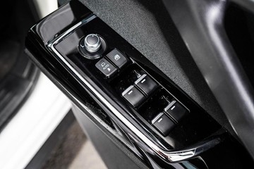 https://dvg-vehicle-assets.s3.amazonaws.com/1203765/95ool13av6ebzpx14qegxo3ck.jpg