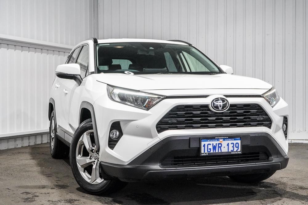 Toyota Rav4 image 1