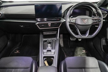 https://dvg-vehicle-assets.s3.amazonaws.com/1203776/8ut0c3gpp56wxzt9dlkwbwxr5.jpg