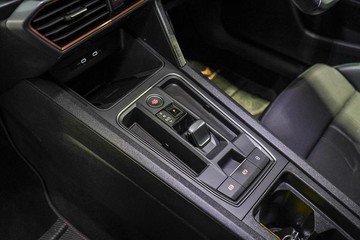 https://dvg-vehicle-assets.s3.amazonaws.com/1203776/kdxsfcs7q1535yryxyqkxkz5.jpg
