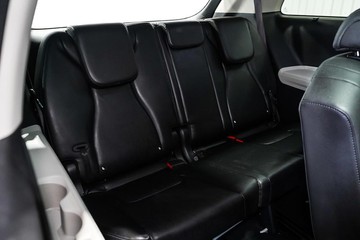 https://dvg-vehicle-assets.s3.amazonaws.com/1203779/6t30f17nt08u46cxyfp65u7jy.jpg