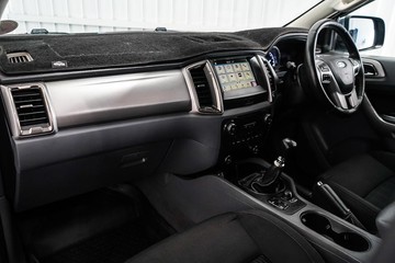 https://dvg-vehicle-assets.s3.amazonaws.com/1203784/2ercehnd77j2art8xc7mtvt88.jpg