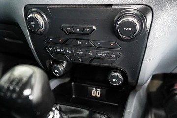 https://dvg-vehicle-assets.s3.amazonaws.com/1203784/43wojrc0qolceoamqh8yw1bul.jpg