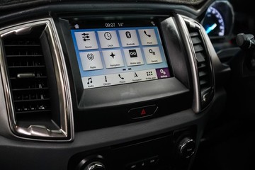https://dvg-vehicle-assets.s3.amazonaws.com/1203784/8bo1vo1suk7eiuxprl2kski4h.jpg