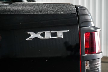 https://dvg-vehicle-assets.s3.amazonaws.com/1203784/d18q4fx2aone7xbuh7yrwccbs.jpg