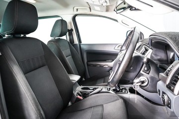 https://dvg-vehicle-assets.s3.amazonaws.com/1203784/f2fsmkhj48irzk7w423pne3nm.jpg