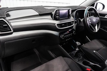 https://dvg-vehicle-assets.s3.amazonaws.com/1203790/f07wfi634pbac4vd26cuhc0qx.jpg
