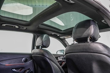 https://dvg-vehicle-assets.s3.amazonaws.com/1203791/8c5fpcz9d4u3b3qg7xv58i0t4.jpg