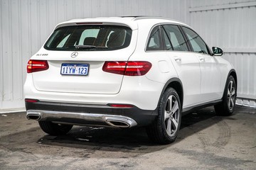 https://dvg-vehicle-assets.s3.amazonaws.com/1203791/b5dvpoqxa280lbduck5ngnxx8.jpg