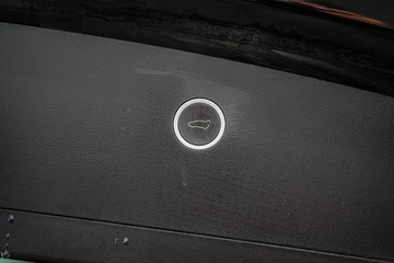 https://dvg-vehicle-assets.s3.amazonaws.com/1203795/5qf1xd7oj0oe161x7wzkjfeas.jpg