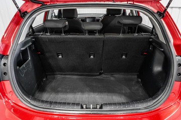 https://dvg-vehicle-assets.s3.amazonaws.com/1203803/5juo94nptzaultksi7wyzuzmx.jpg