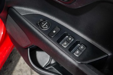 https://dvg-vehicle-assets.s3.amazonaws.com/1203803/8t24xd1qlp4caldus390biq9b.jpg