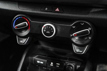https://dvg-vehicle-assets.s3.amazonaws.com/1203803/blery548q4prc99kikjf4orna.jpg