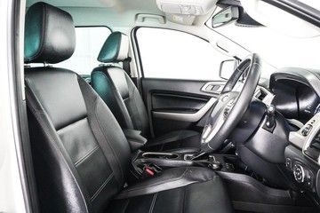 https://dvg-vehicle-assets.s3.amazonaws.com/1203804/6u5atkdvdx7lyfirobp0av0mw.jpg