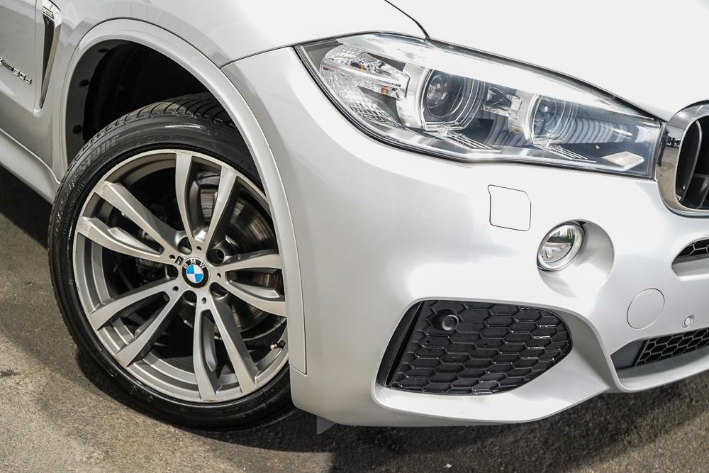 BMW X5 image 2