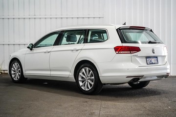 https://dvg-vehicle-assets.s3.amazonaws.com/1203811/ejlu2qiy9j78js57qrg5rt5de.jpg