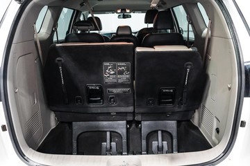 https://dvg-vehicle-assets.s3.amazonaws.com/1203813/4jp524oun83zvihcd9eiugw2j.jpg