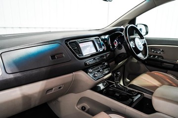 https://dvg-vehicle-assets.s3.amazonaws.com/1203813/8kxj6pu52jp44nfe9w16btzv4.jpg